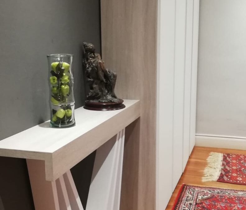 Entrada y gabanero-zapatero en el Antiguo Golf (Las Arenas)